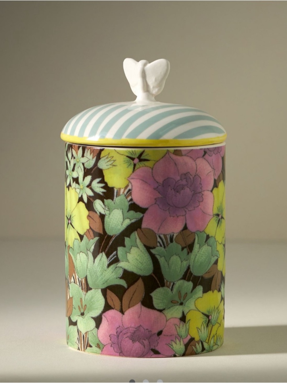 Lyla Floral Pink Peony & Neroli Ceramic Jar Candle